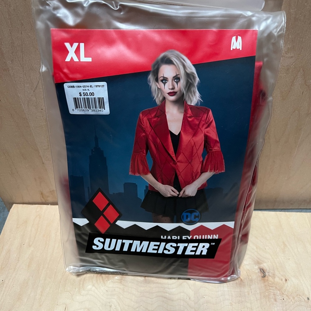 DC Harley Quinn Red Blazer